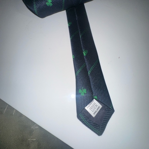 Irish Luck Navy Blue Tie with Green Shamrocks - Picture 9 of 11